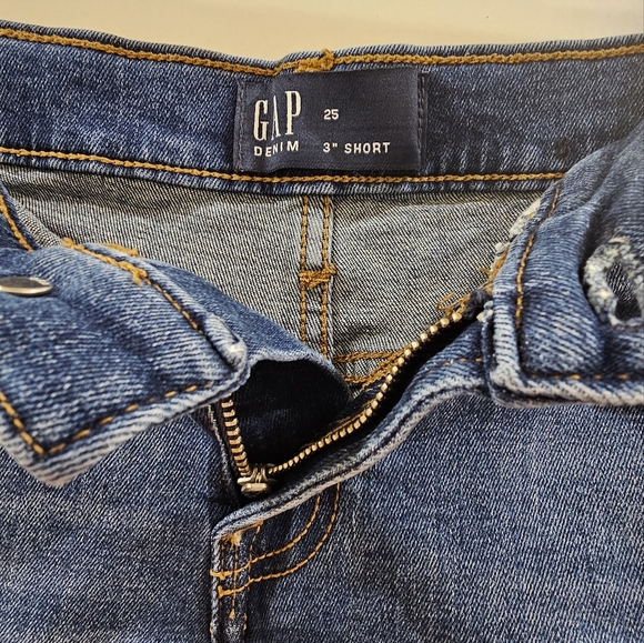 Gap Denim Cutoff Women Shorts - Picture 10 of 13